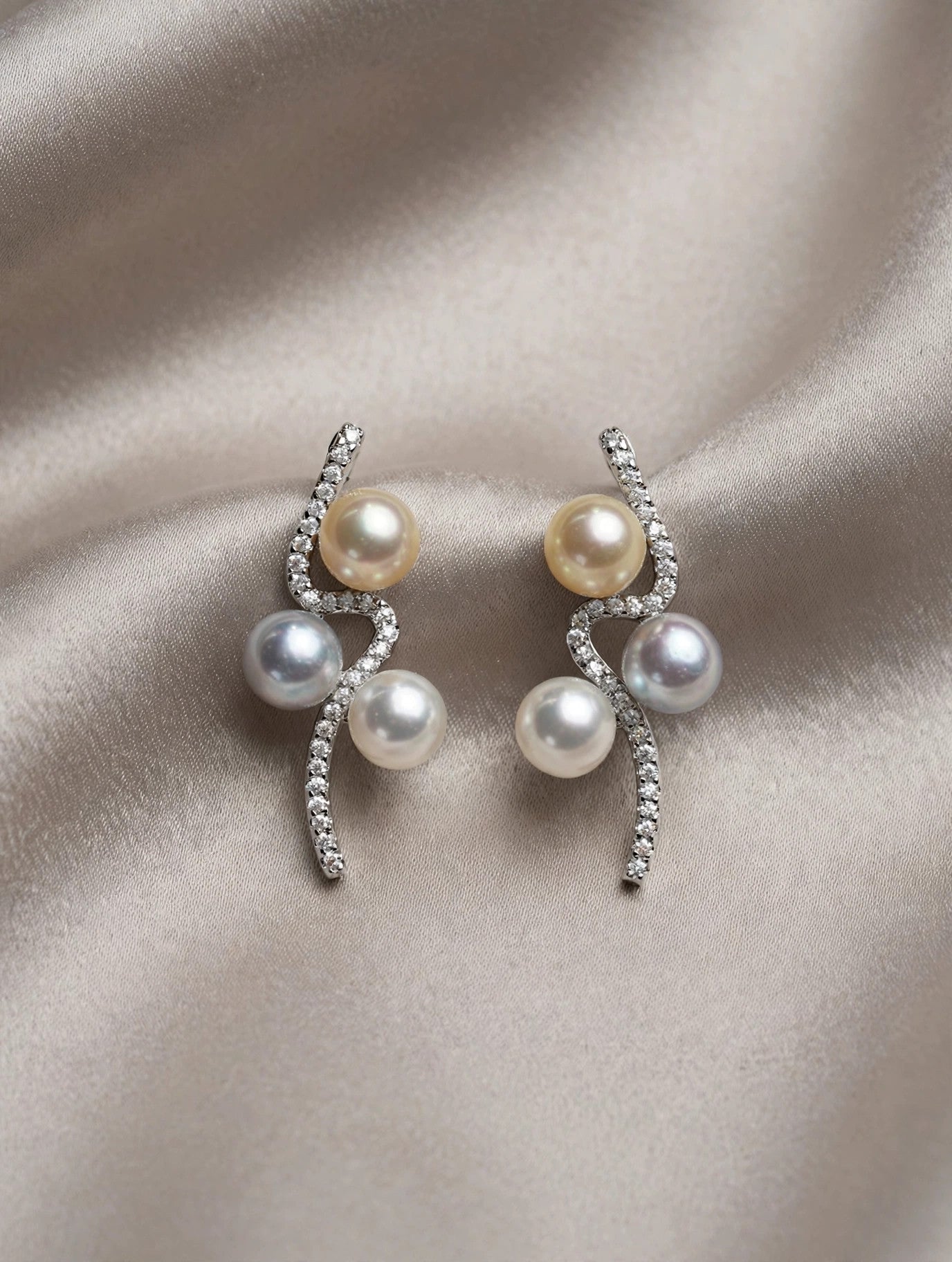 Multicolor Akoya Pearl Jewelry Set — Flower Ring & Dangle Earrings