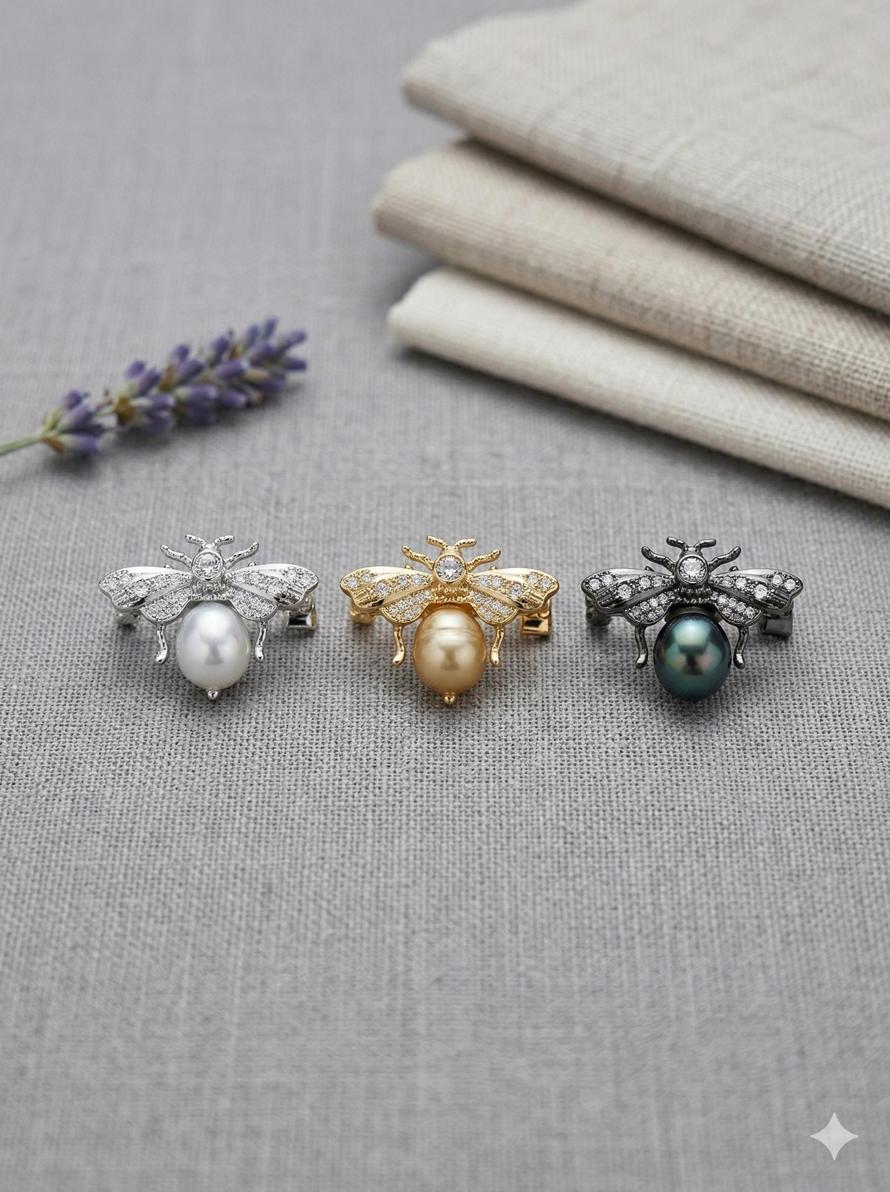 Bee Pearl Pendant Brooch – South Sea or Tahitian, ~9mm