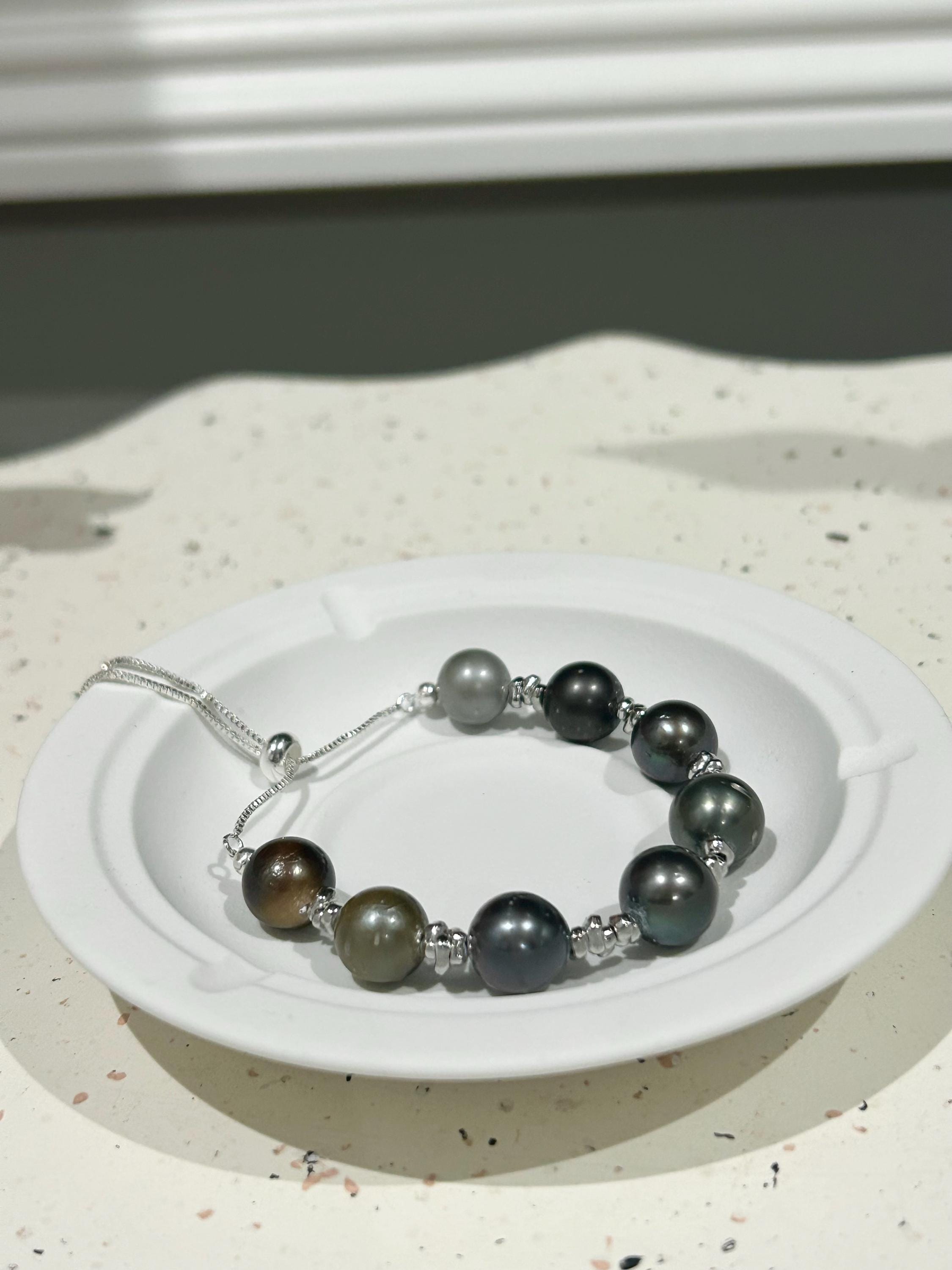 Iridescent Multicolor Tahitian Pearl Bracelet — Silver Tone, Adjustable