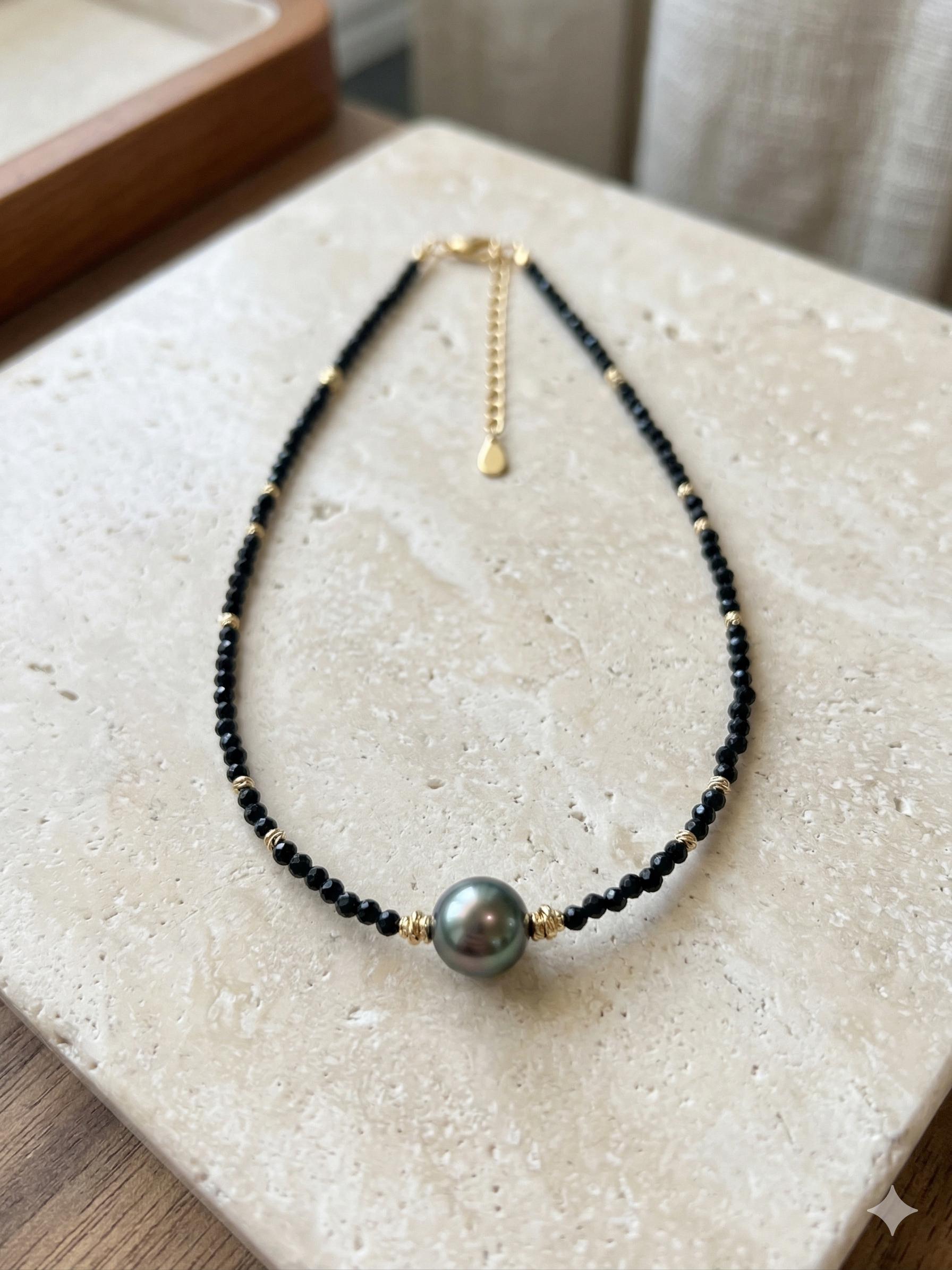 Tahitian & Akoya Pearl Necklace with Black Spinel – Minimalist Contrast