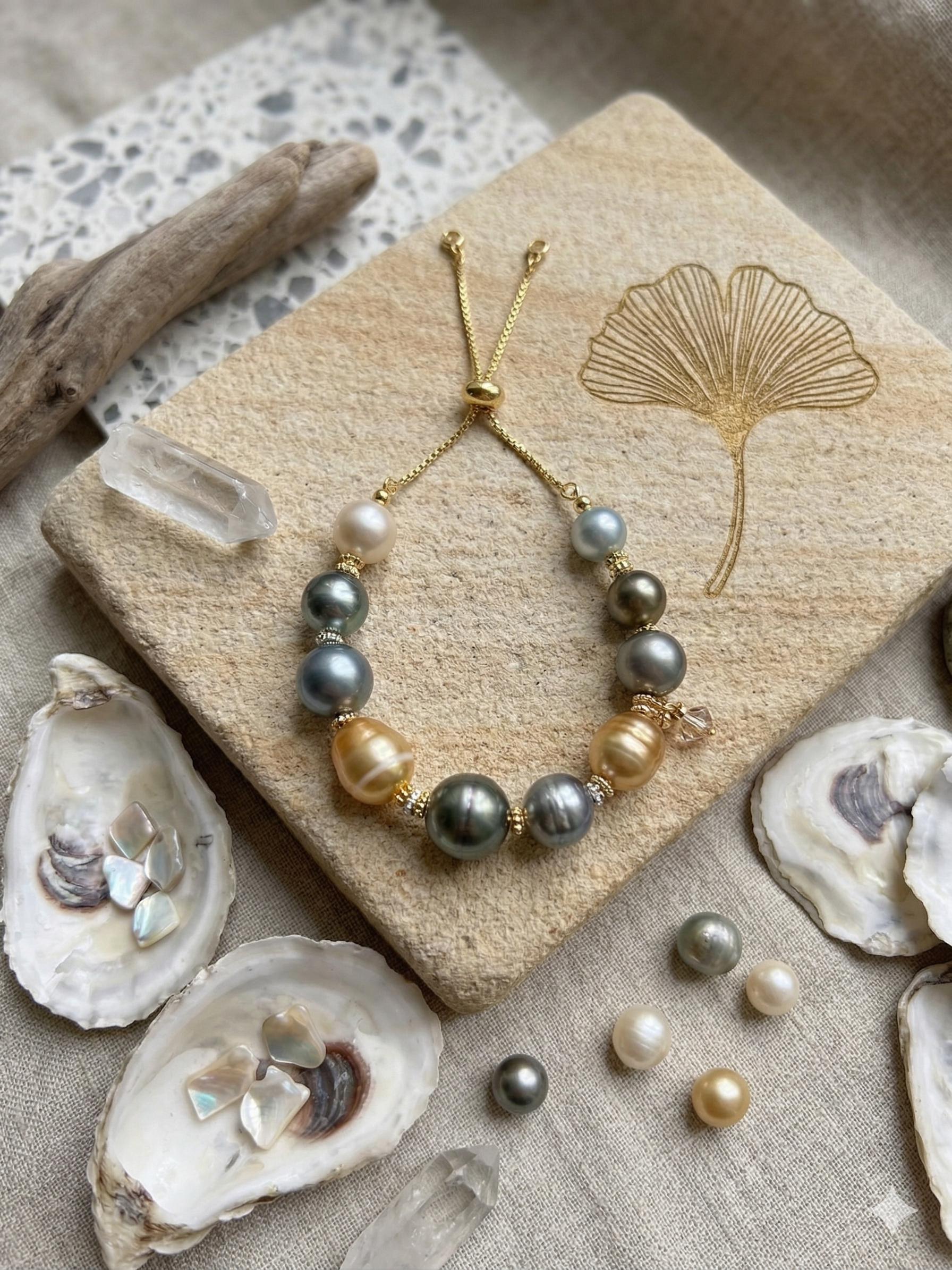 Iridescent Multicolor Tahitian Baroque Pearl Bracelet — Adjustable