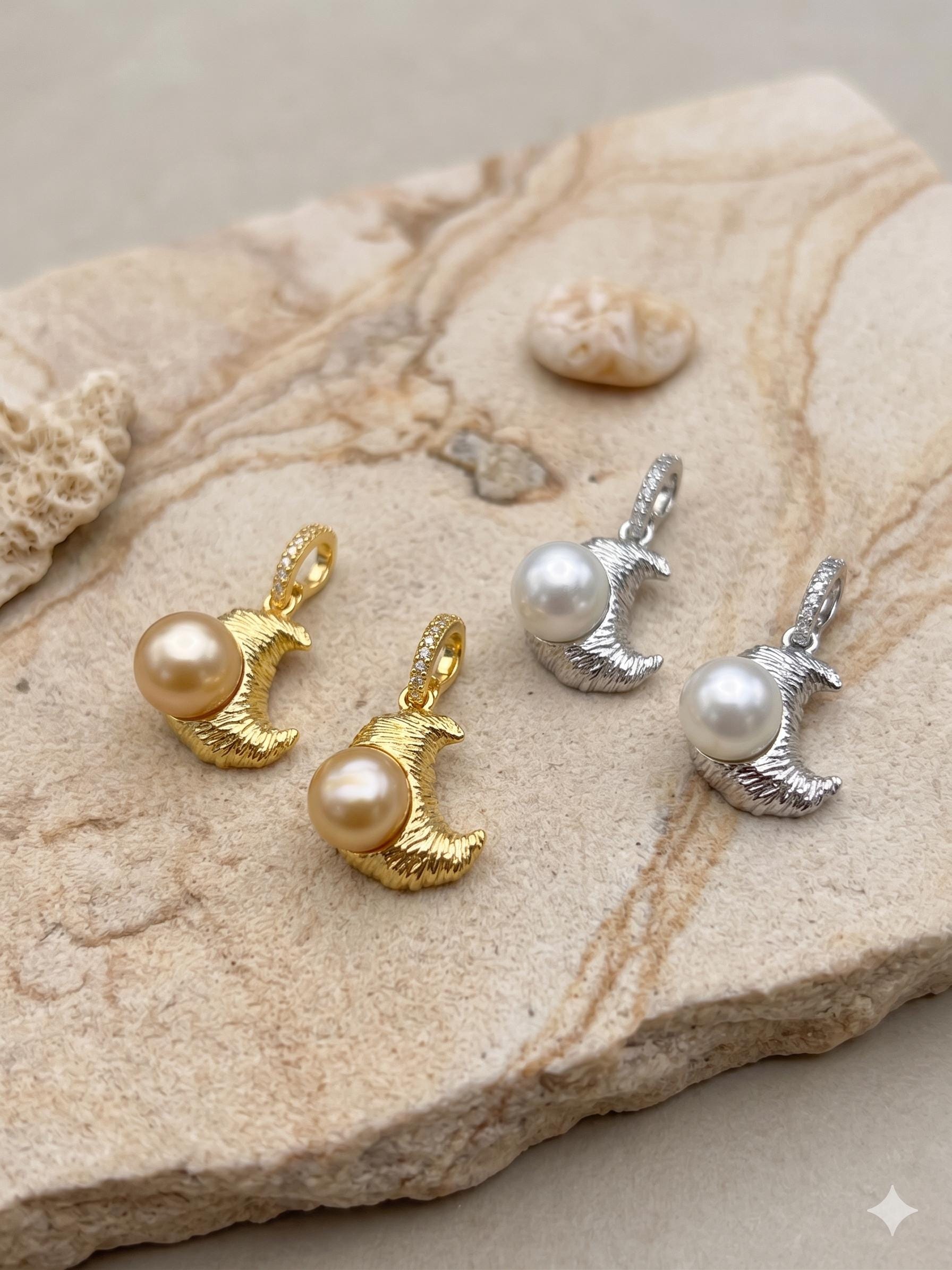 South Sea Pearl Croissant Pendant Necklace – 10–11mm