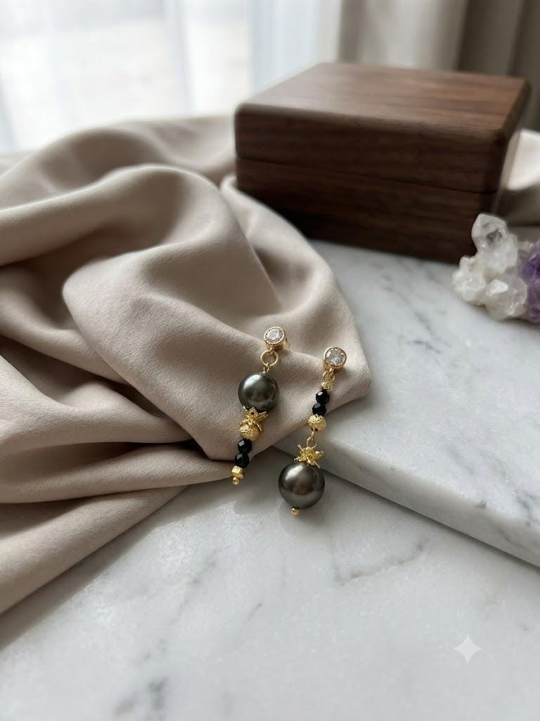 Tahitian Peacock Pearl Drop Earrings – 8–9mm Dangle