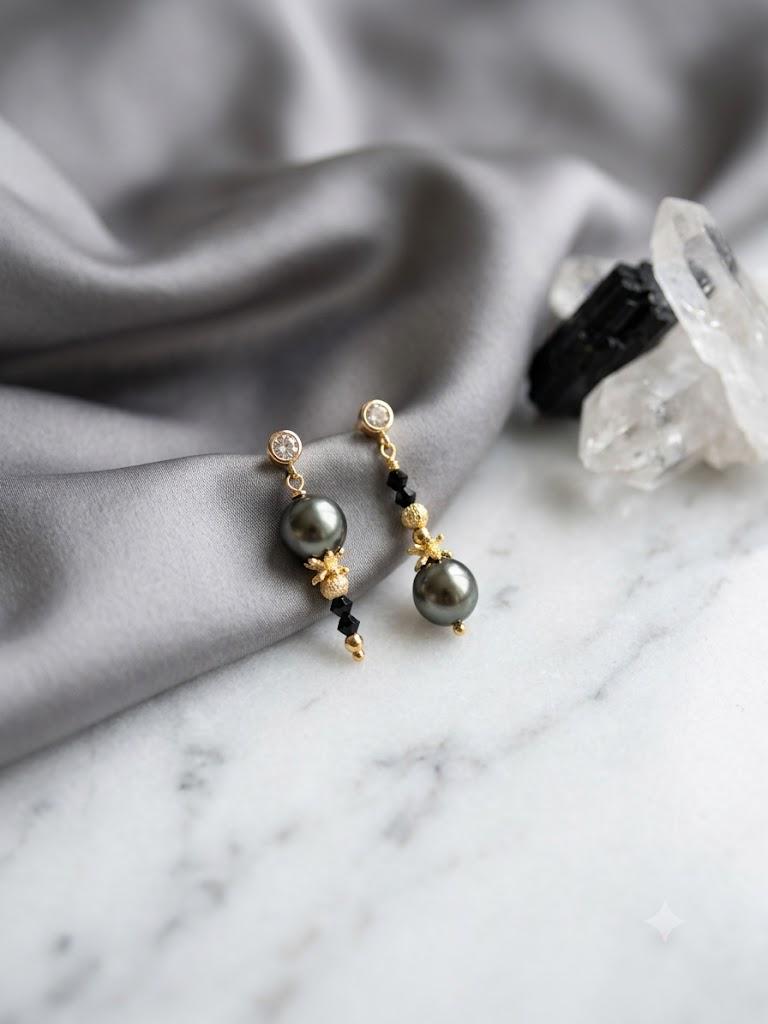 Tahitian Peacock Pearl Drop Earrings – 8–9mm Dangle