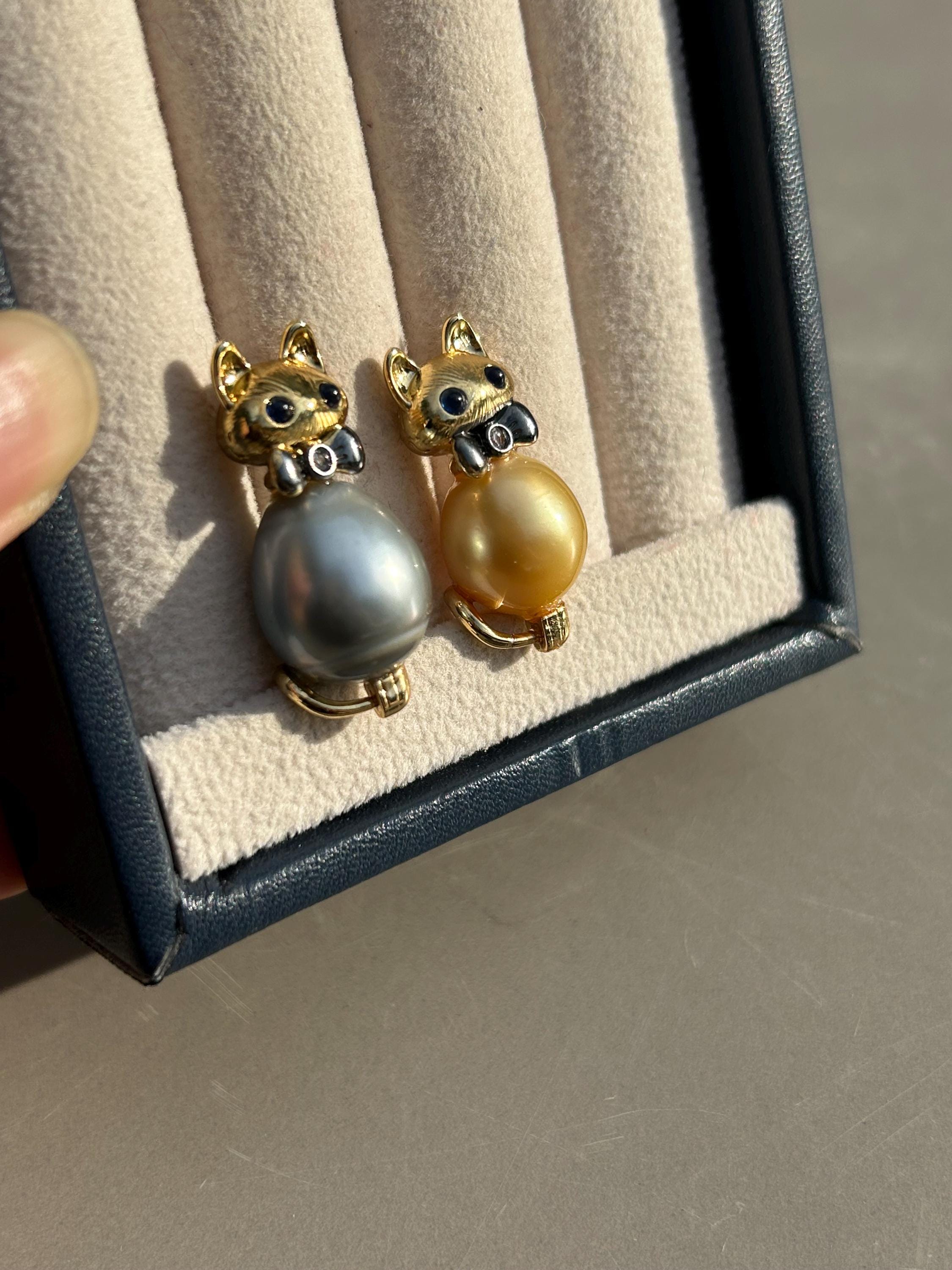 Pearl Cat Pendant Necklace – Tahitian or South Sea Golden, 12–15mm