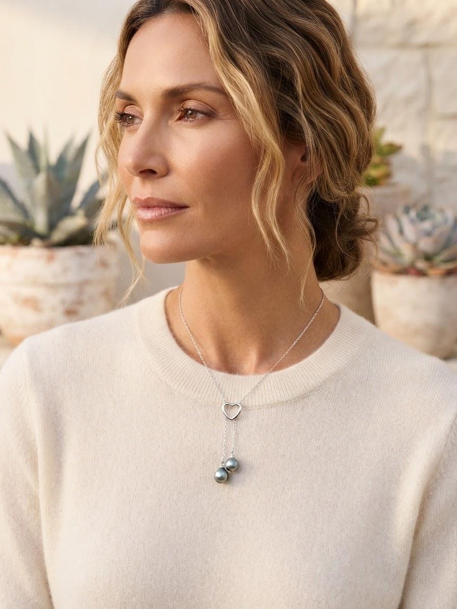 Blue Akoya Pearl Heart Lariat Necklace – 8–9mm Silvery-Blue Drops