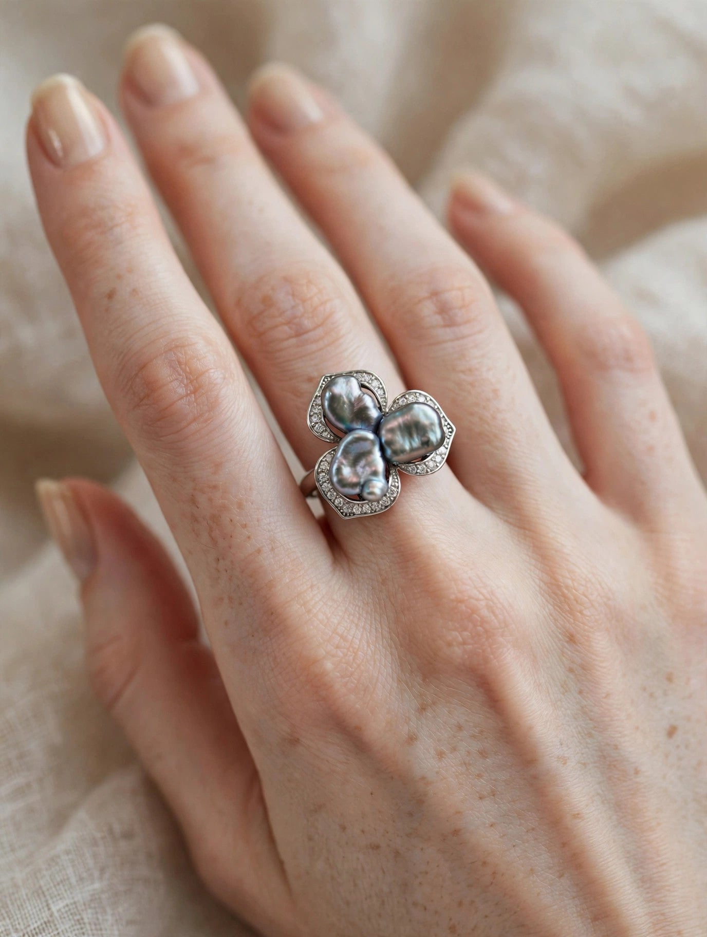 Keshi Clover Ring — Tahitian Keshi Pearl