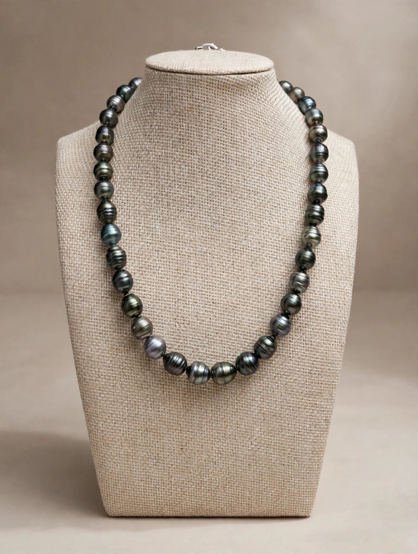 Finely Circled Tahitian Pearl Necklace — 8–11mm Graduated Peacock